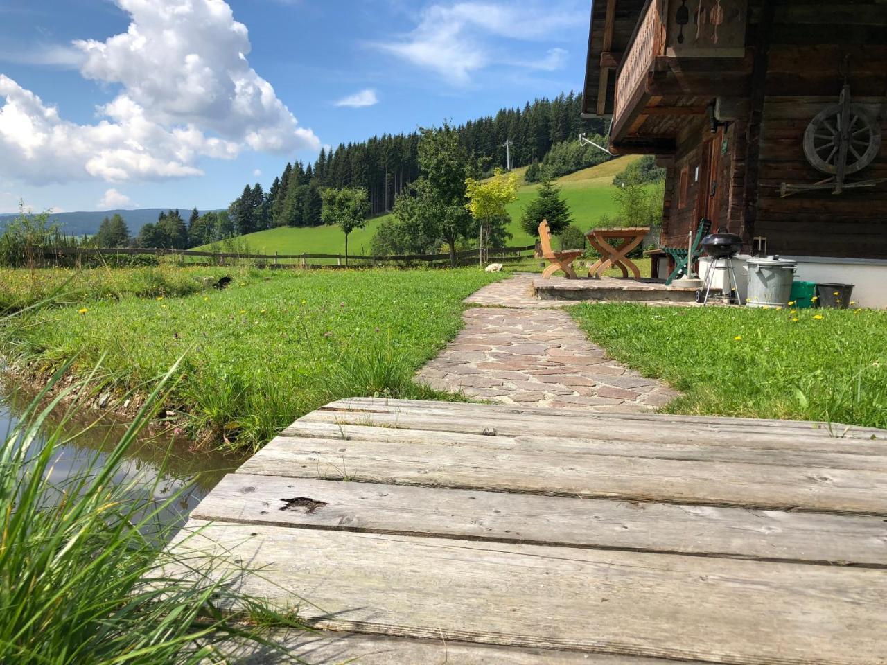 Vila Waldheimathuette Sankt Kathrein am Hauenstein Exteriér fotografie